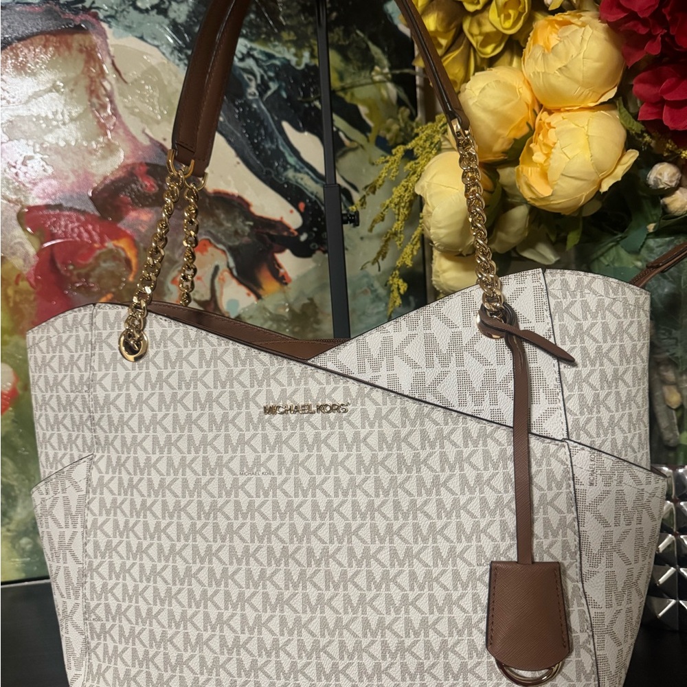 Michael Kors Signature Brown and Cream Tote / NWOT